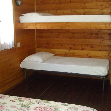 Camping Azzurro Bracciano  Exterior photo