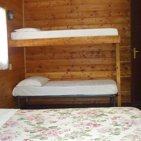 Camping Azzurro Bracciano  Exterior photo